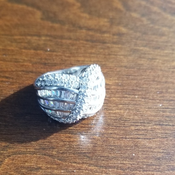 Ring - Picture 2 of 2